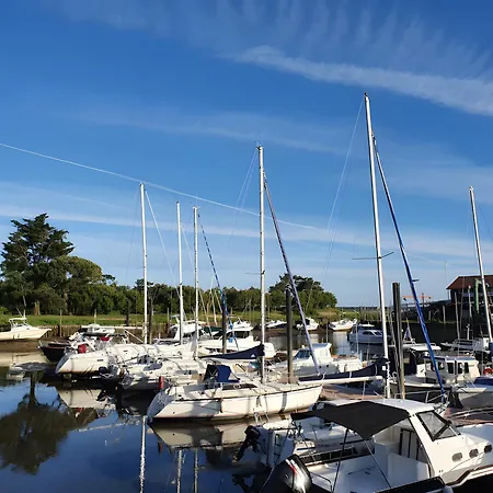 Maison O'5 Avec Terrasse Holiday home