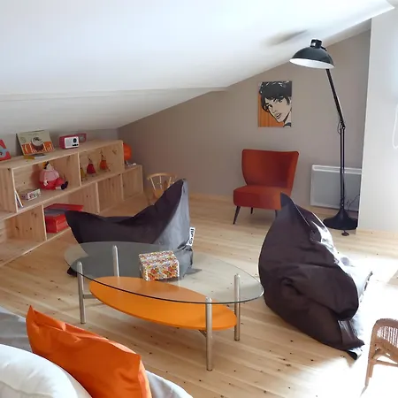 Maison O'5 Avec Terrasse בית נופש לנטון